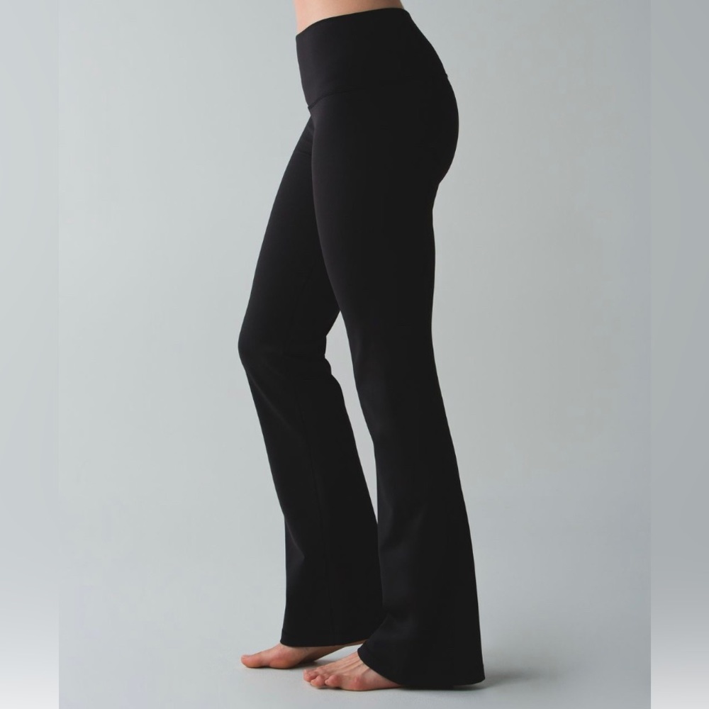 NWOT Lululemon Groove… Worn Twice… no size tag… Luon